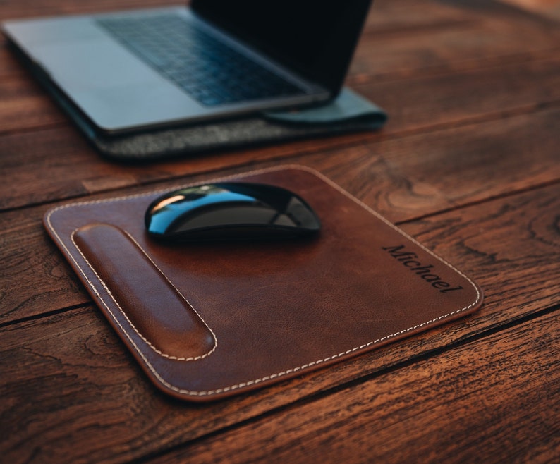 Custom Top Grain Leather Mousepad with Wrist Rest