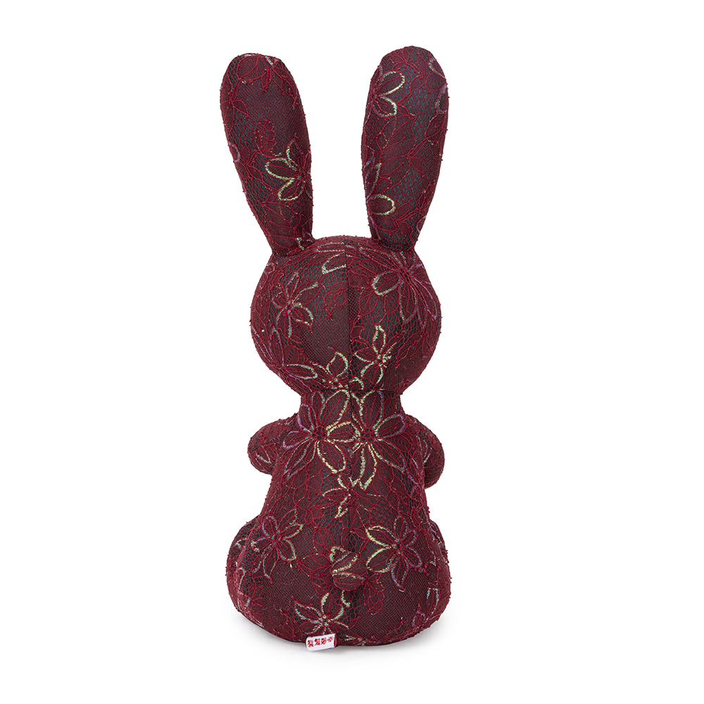 Lace rabbit