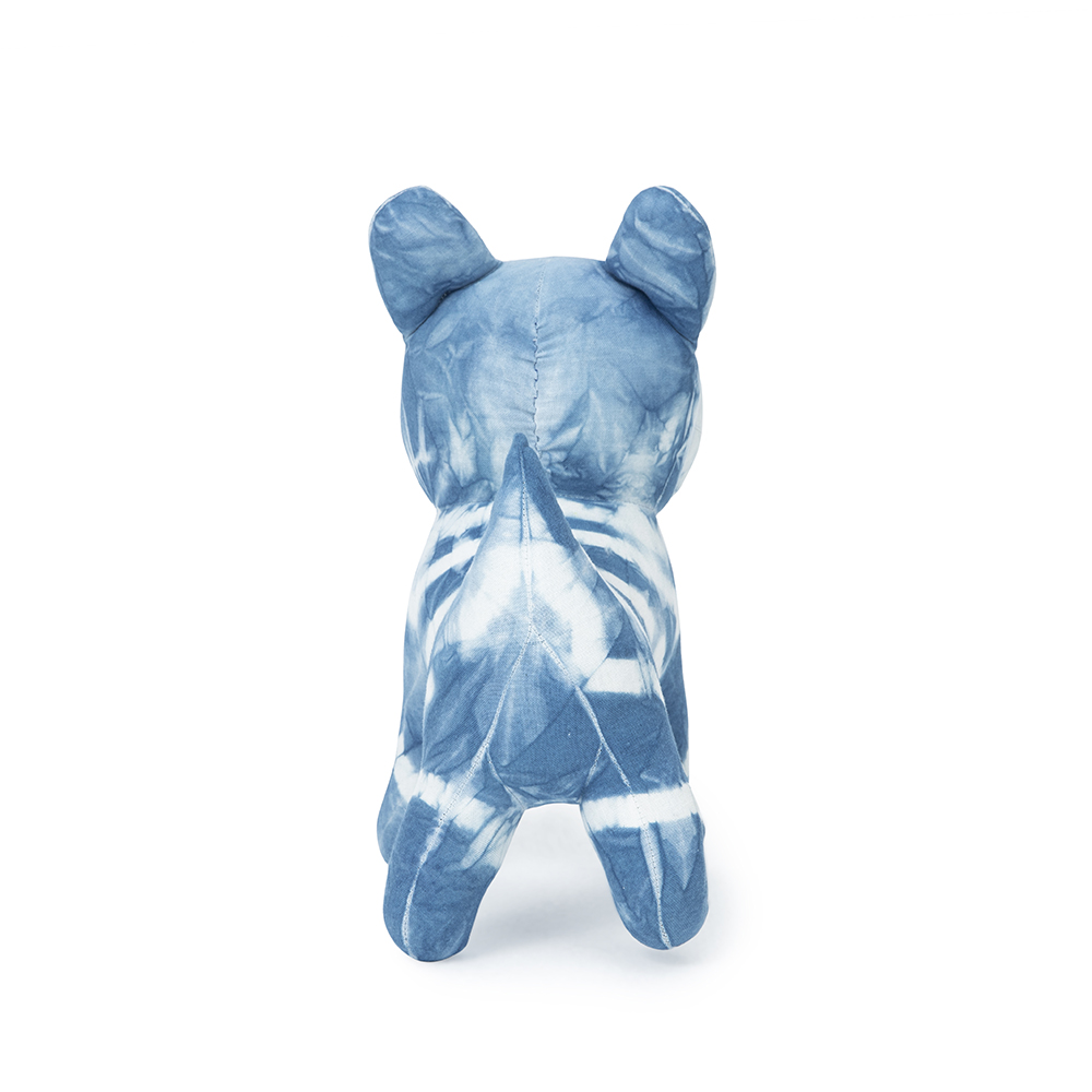 Botanical dyed bulldog