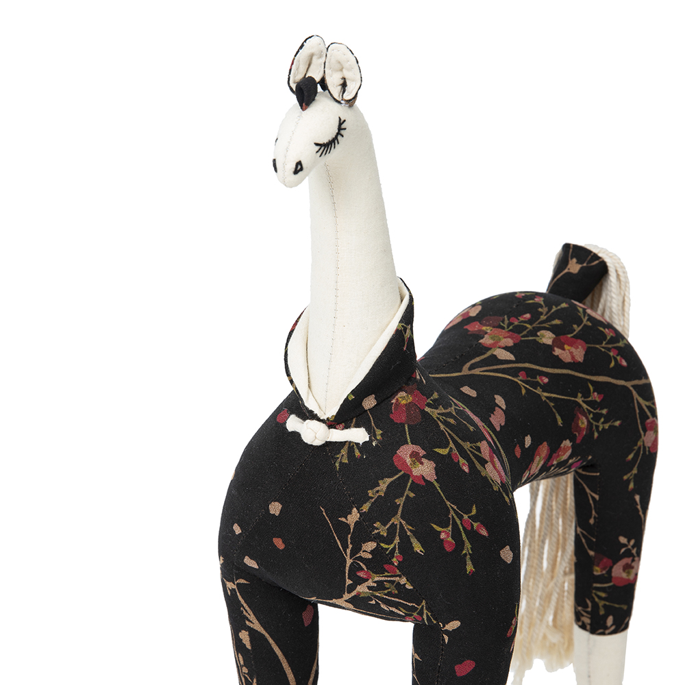 Vanilla miniature deer