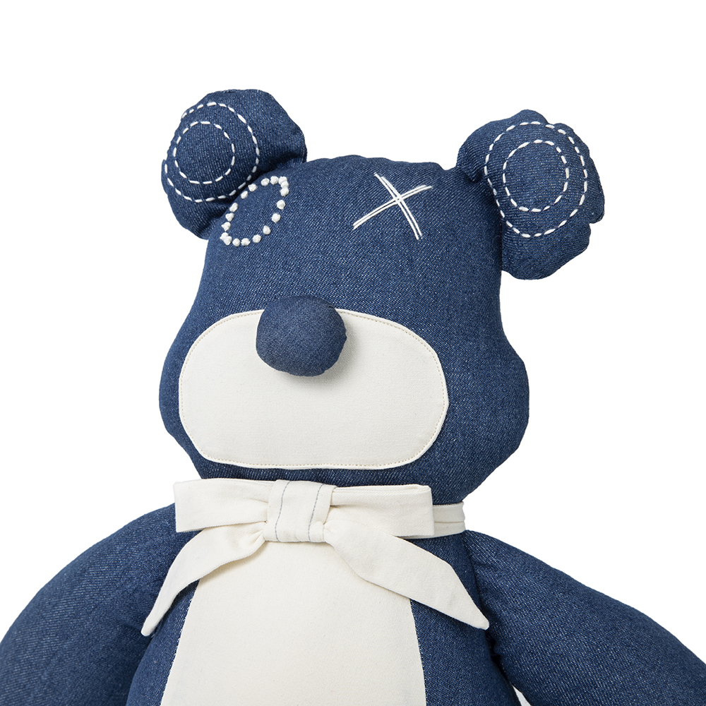 Cowboy hand embroidered bear blue with tie