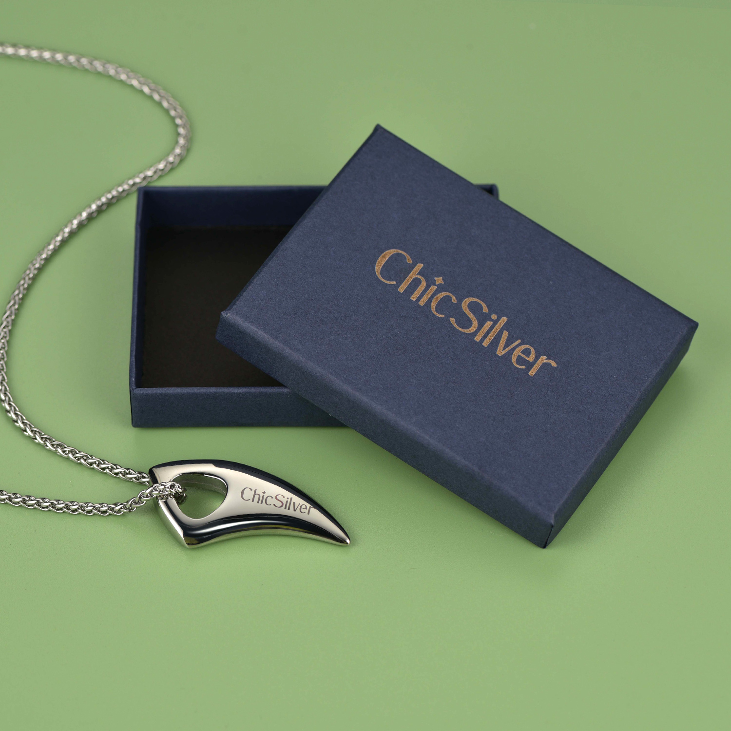ChicSilver Silver Horn Necklace For Women