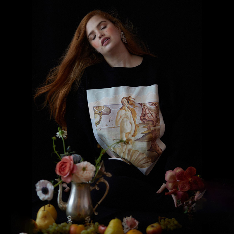 Women's Printed Pullover Sweater Oil Painting Girl Loose Casual Black Apricot