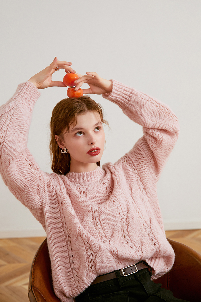 Women's Pink Cable Flower Hollow Sweater Winter Lazy Wind Top Loose-fitting Sweater