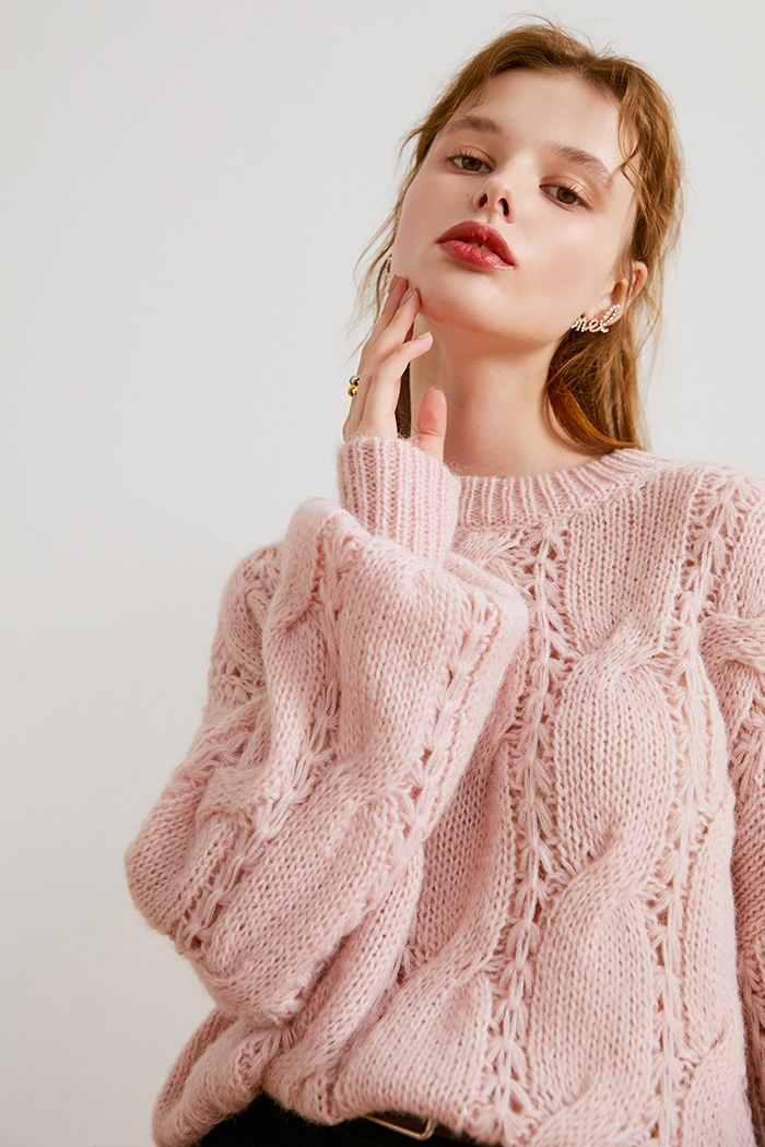 Women's Pink Cable Flower Hollow Sweater Winter Lazy Wind Top Loose-fitting Sweater