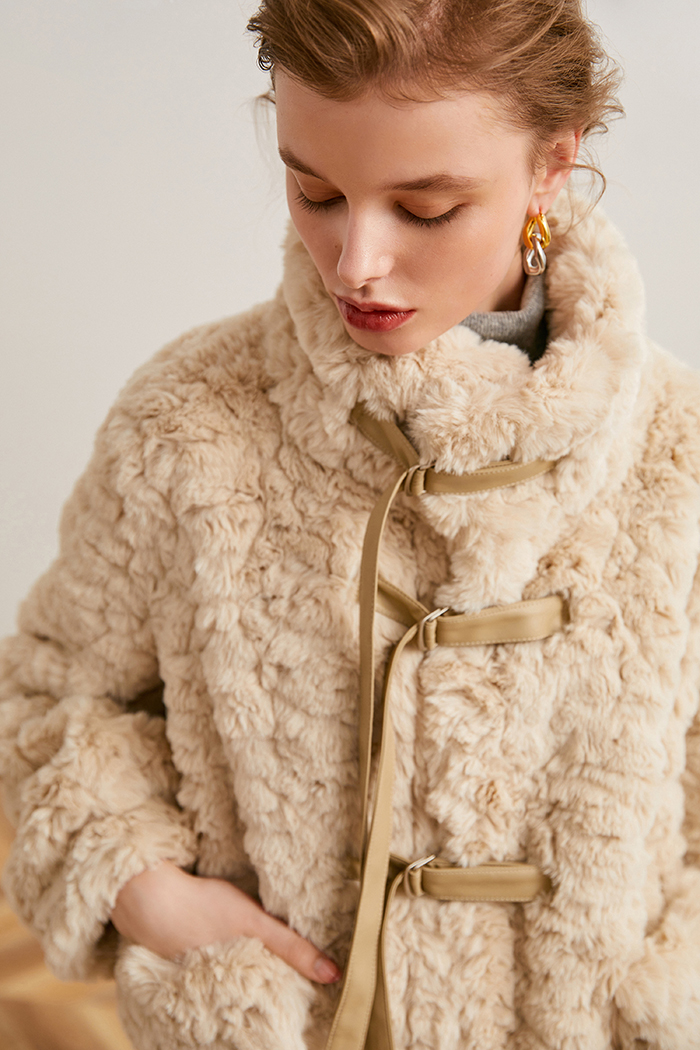 Lamb wool coat women's winter 2021 new niche motorcycle clothing lamb wool short wool coat