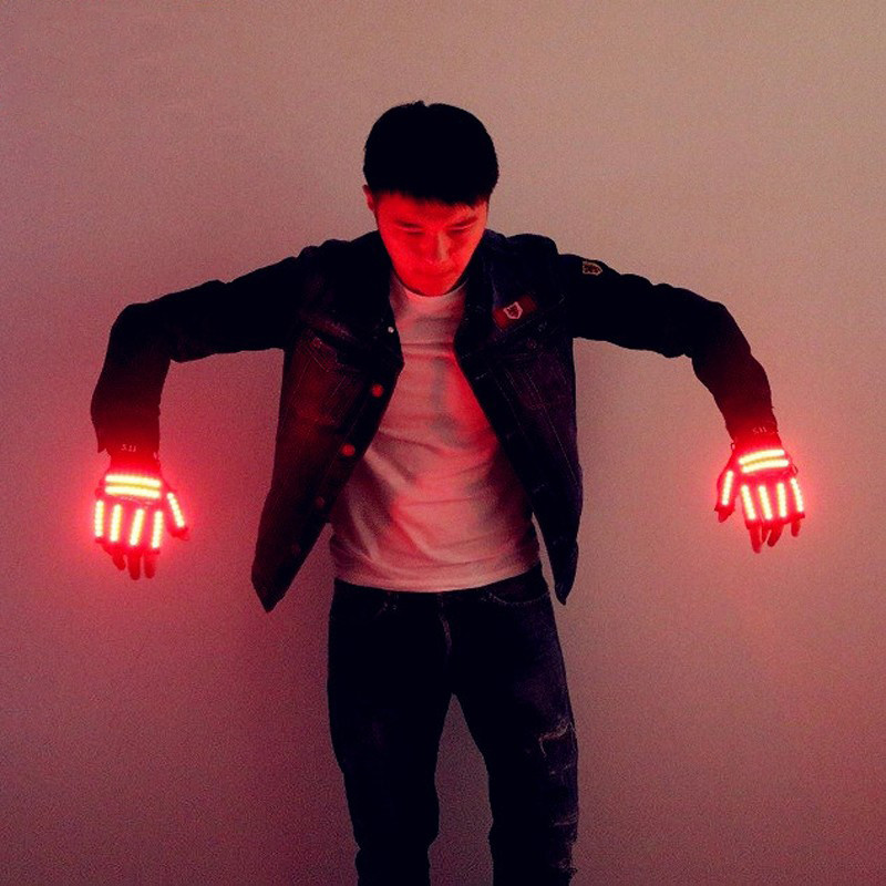 LED gloves-dressweeks
