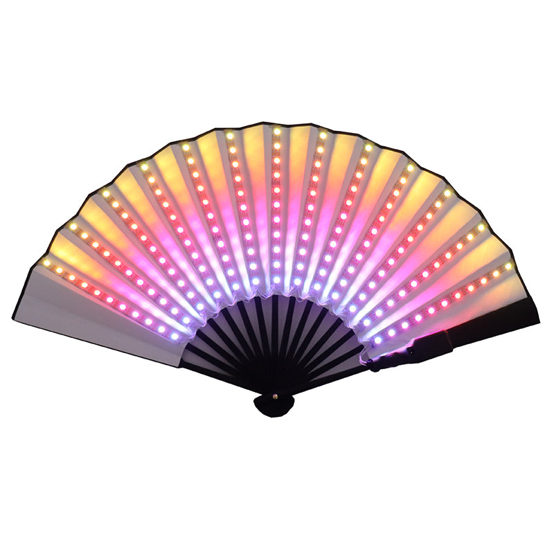 Full color LED fan-dressweeks