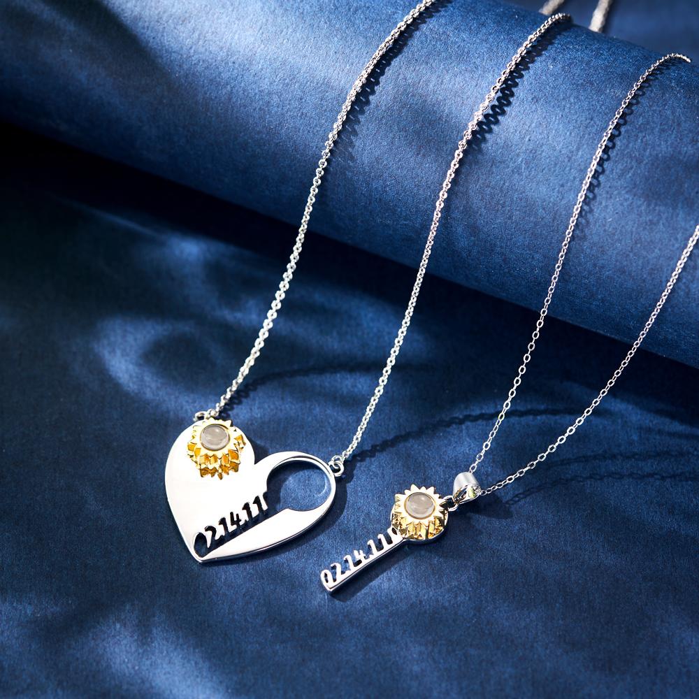 Custom Projection Necklace Personalized Date Key of Heart Couple Necklace- mikcustom.com