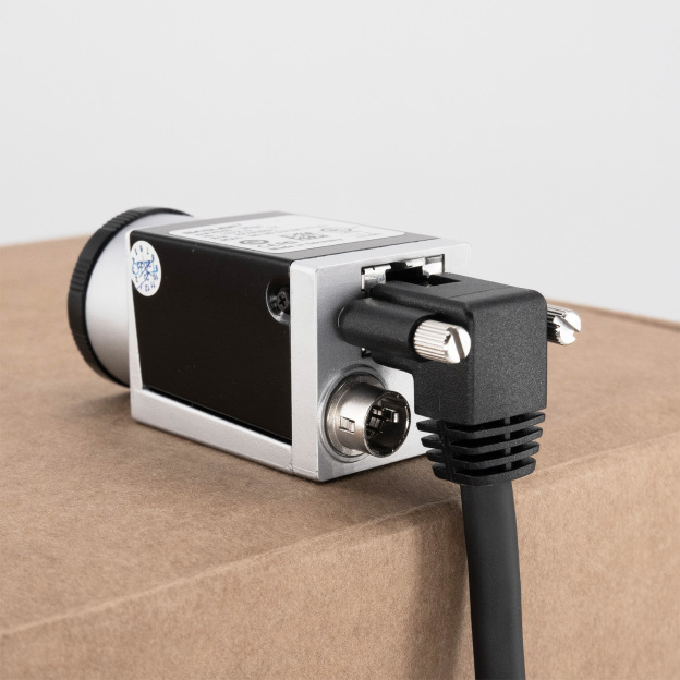 GigE vision Cat5E High Flex Ethernet Down Angle Horizontal Screws Cable | For Machine Vision-OKLAB