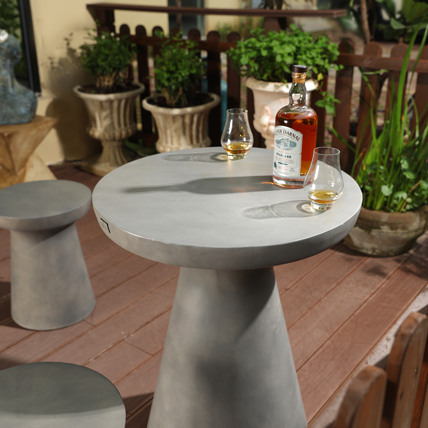 Outdoor Table - 05