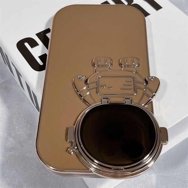 3D ASTRONAUT LENS PROTECTOR KICKSTAND IPHONE CASE