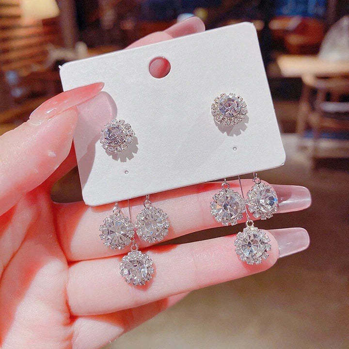 2023 Zircon Round Petal Earrings