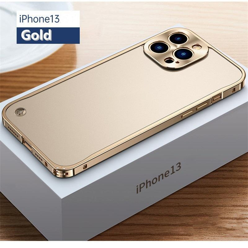 iPhone13 Hippocampus Buckle Anti-Drop Phone Case