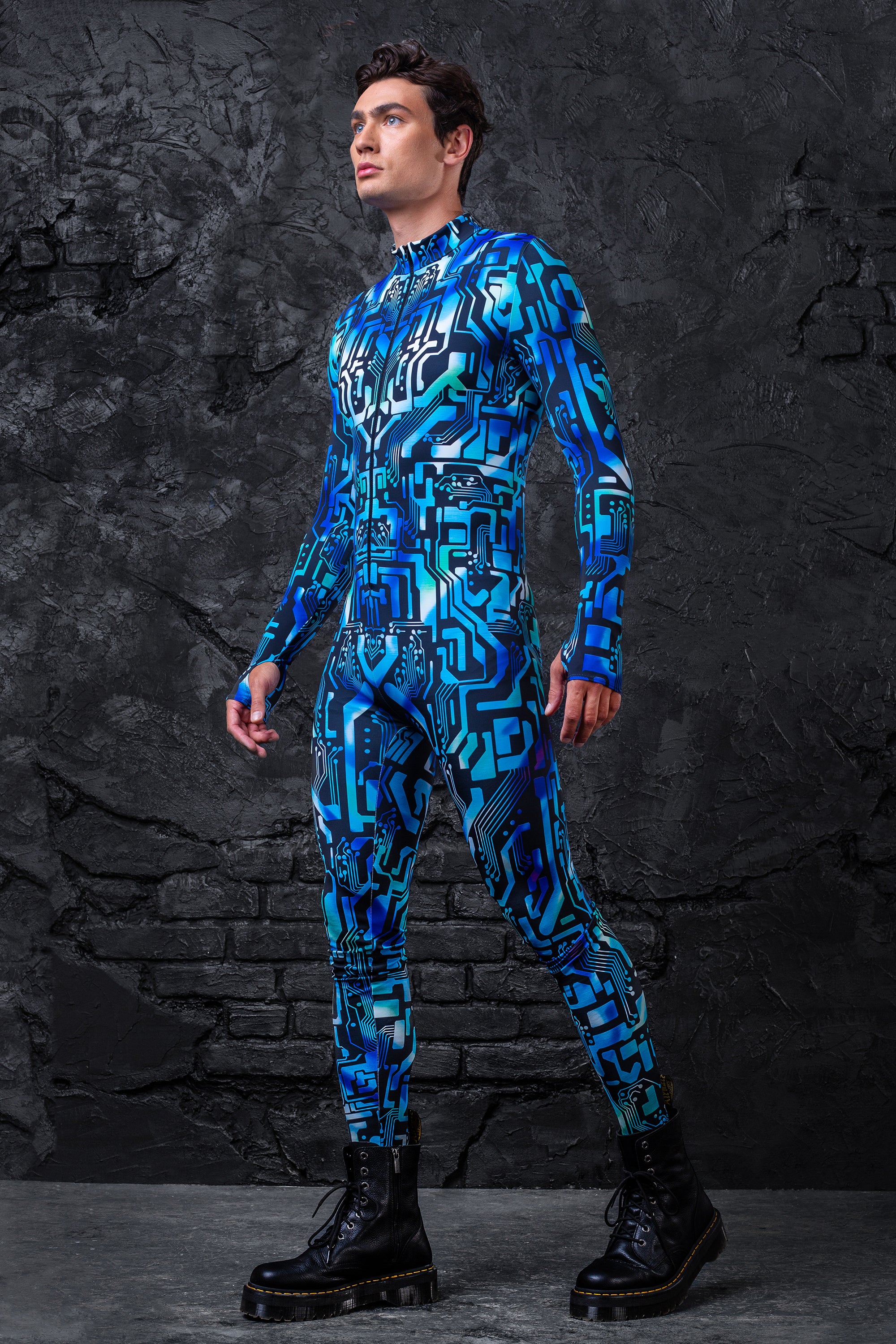 Thunderbolt_Male_Costume_for_Lads'_Events_by_VIVIDHE