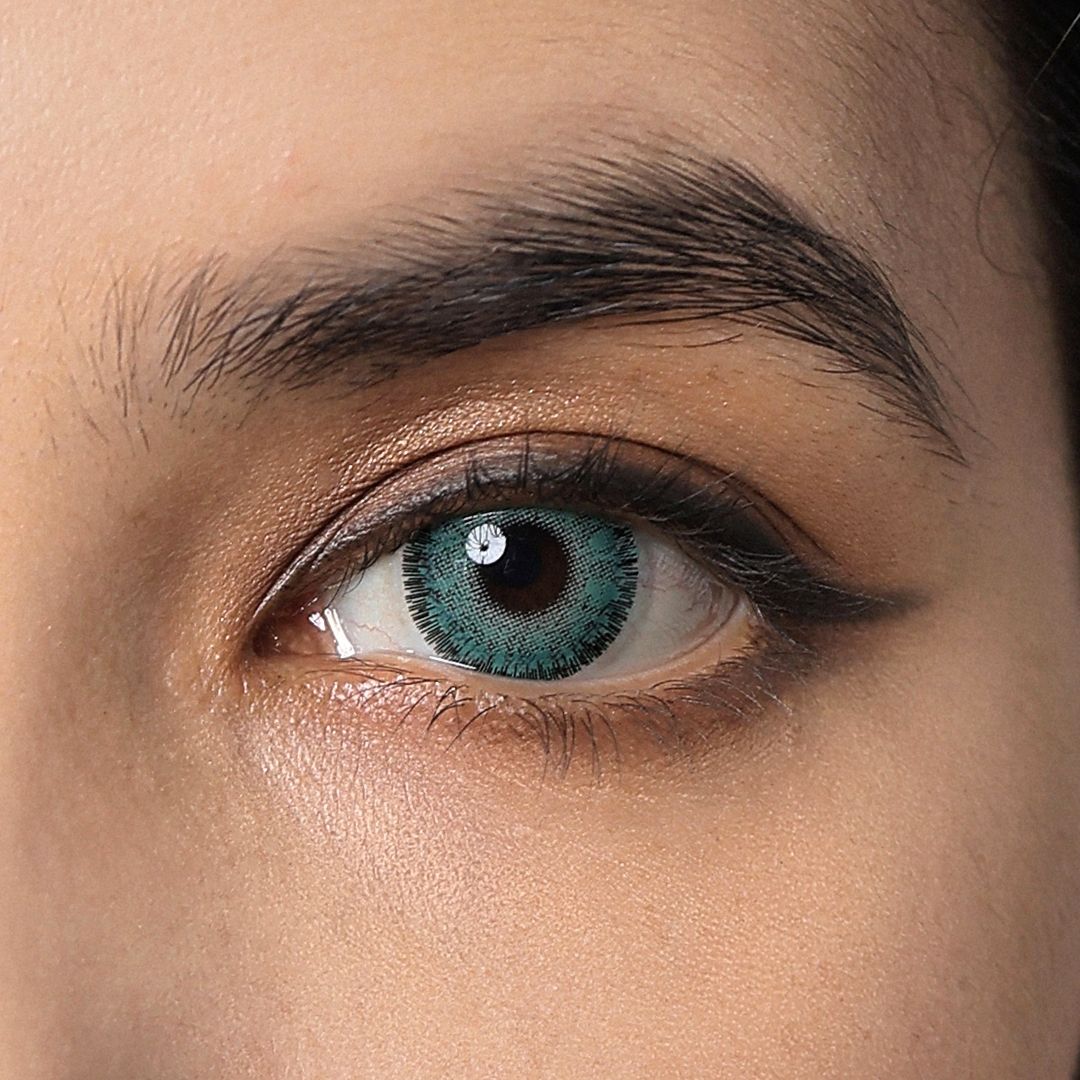 Caribbean Green Monthly Colored Contact Lenses