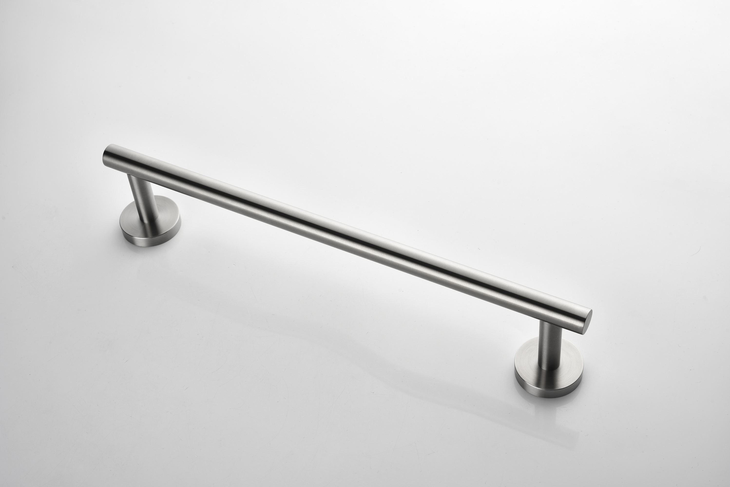 Bathroom Hardware Set Rustfree – 3-Piece Set in Brushed Nickel Finish / Black