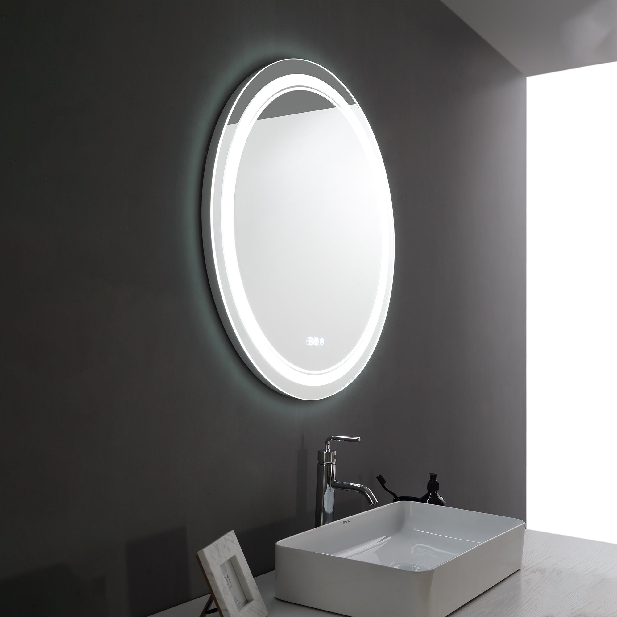 Round Bathroom mirrors Anti-Fog and IP44 water three colors light changeable and memory mirror-Boyel Living