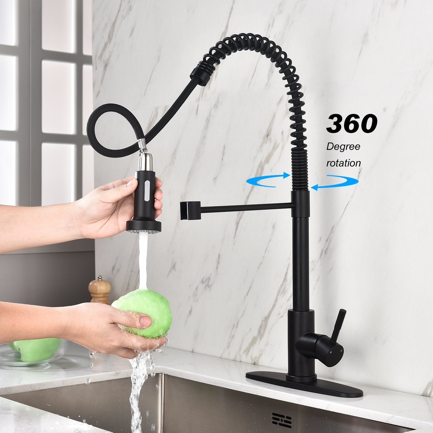 Kitchen Faucet with Pull Out Sprayer in Matte Black-Boyel Living