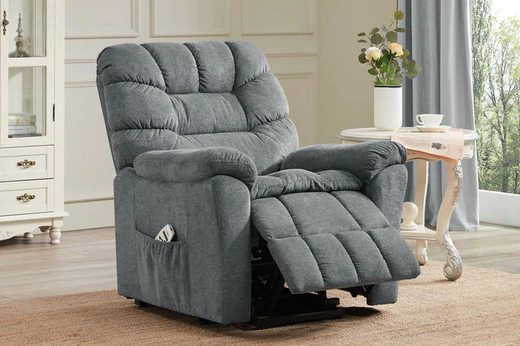 Simple Relaxation In A Recliner-Boyel Living