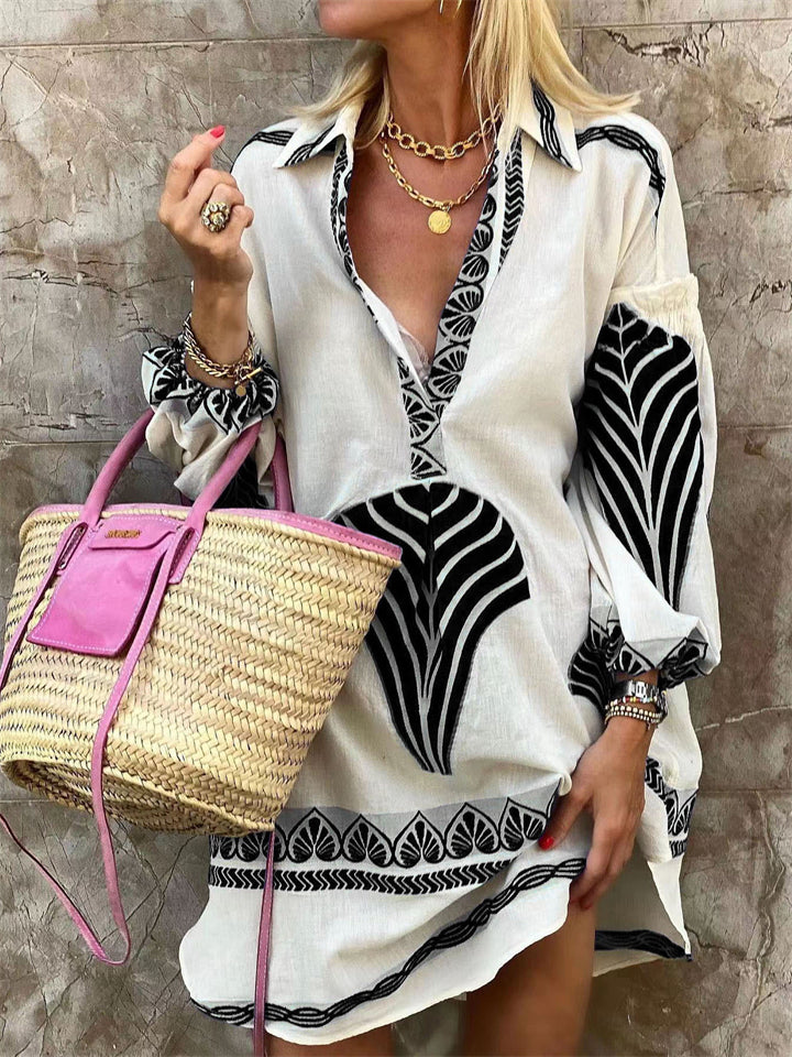 Women's Leisure Deep V-neck Printed Holiday Blouse