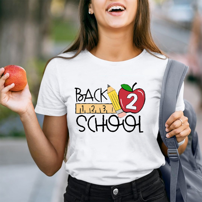 Back School Apple  T-Shirt