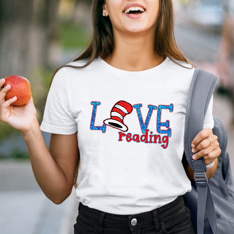 Love Reading Red Hat T-Shirt