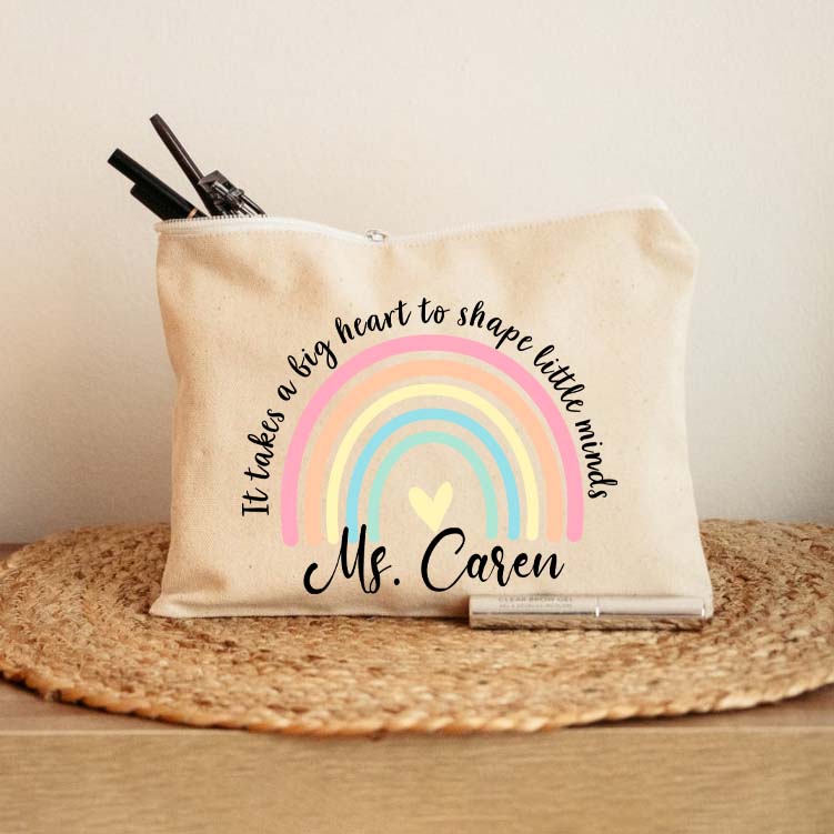 Personalized It Take A Big Heart To Shape Little Minds Teacher Makeup Bag