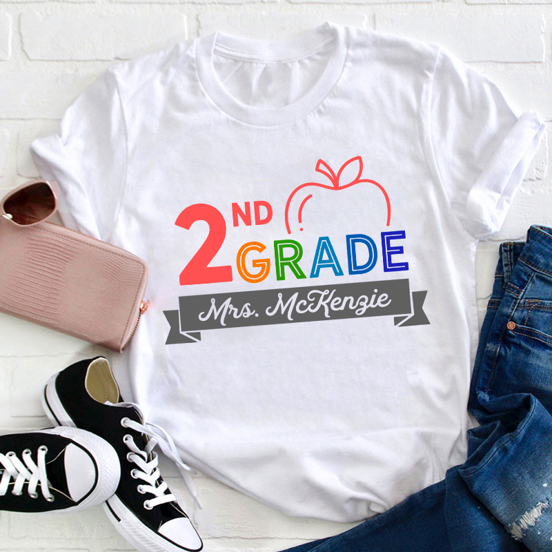 Personalized Name And Grade Apple Contracted Design Teacher T-Shirt