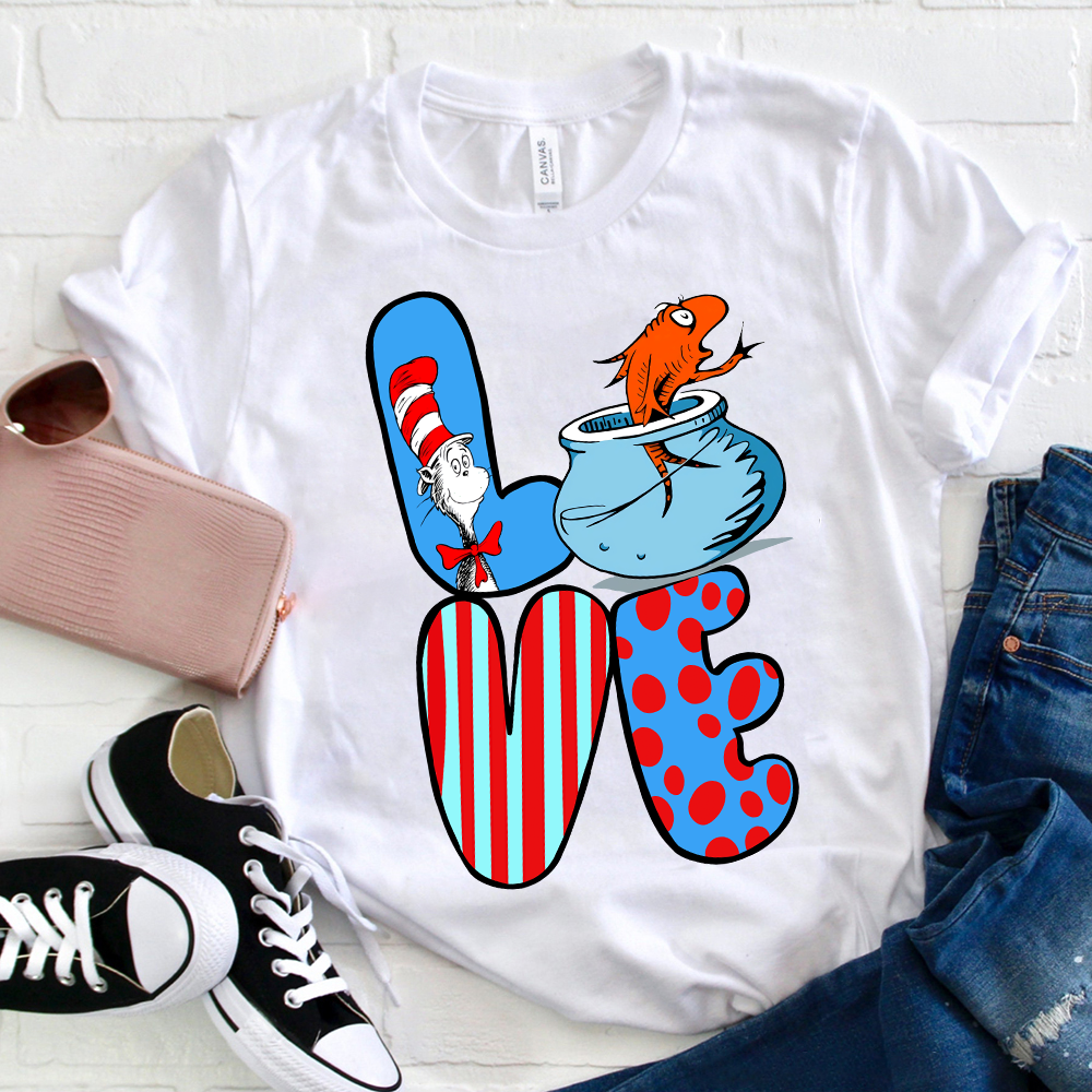 Love Fish And Cat T-Shirt