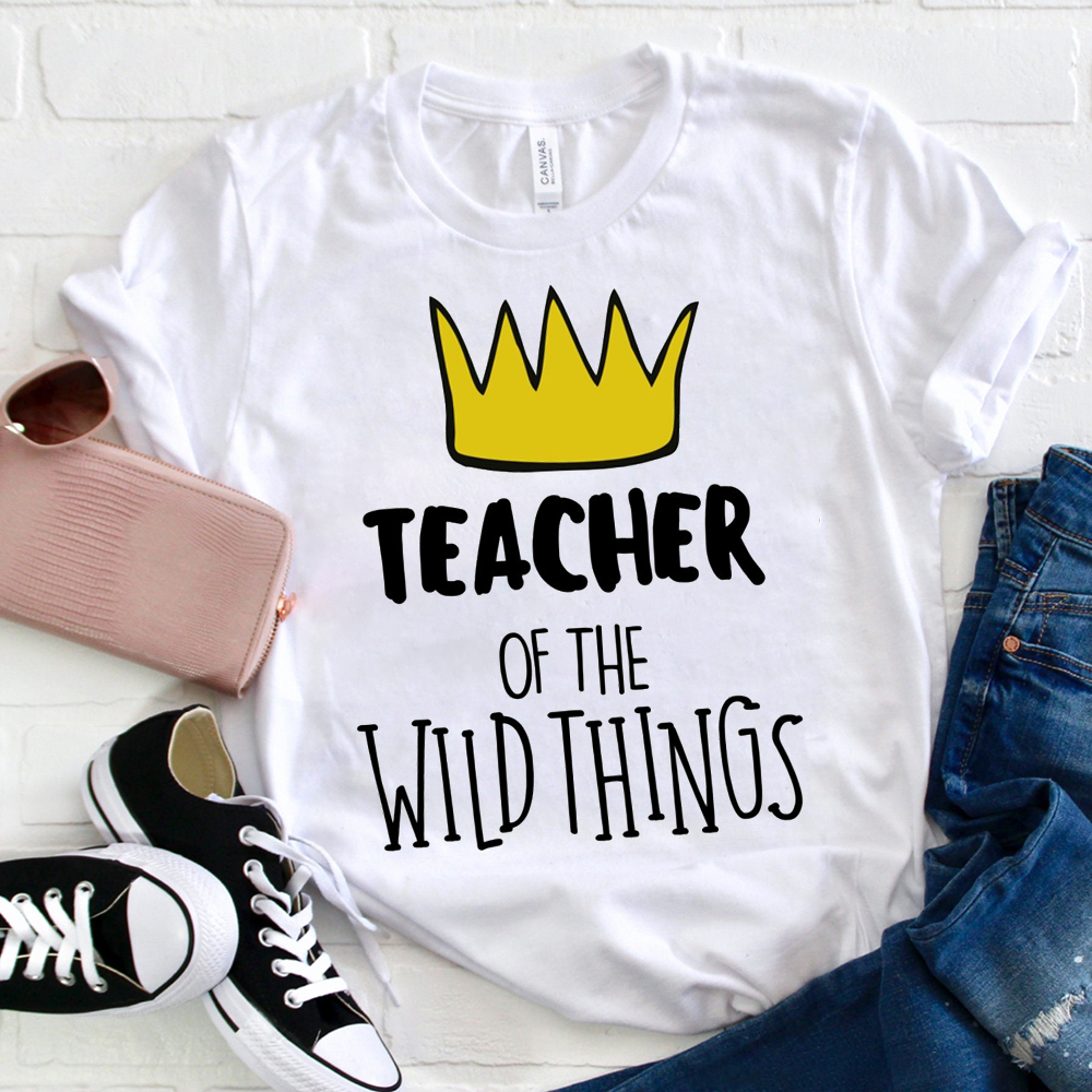 Teacher Of The Wild Things Crown  T-Shirt