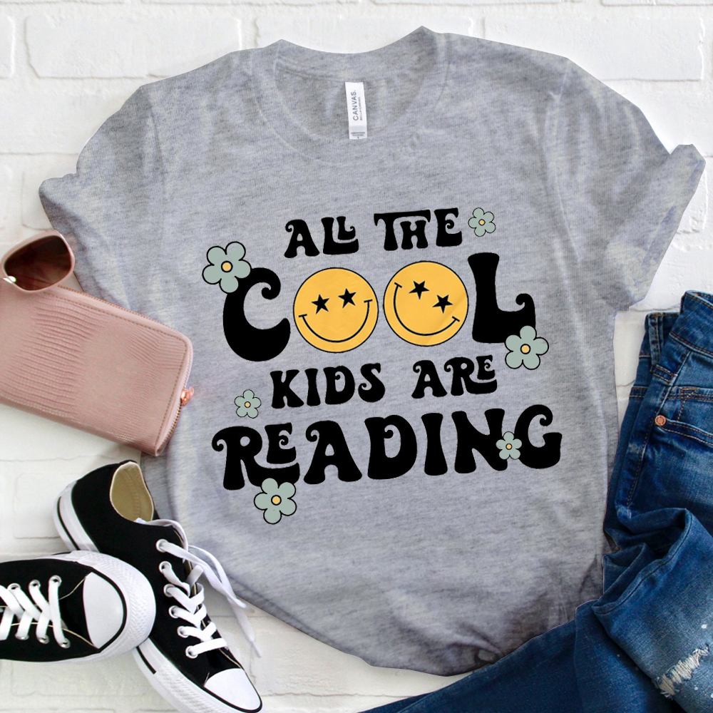 All The Cool Kids Are Reading Smile  T-Shirt