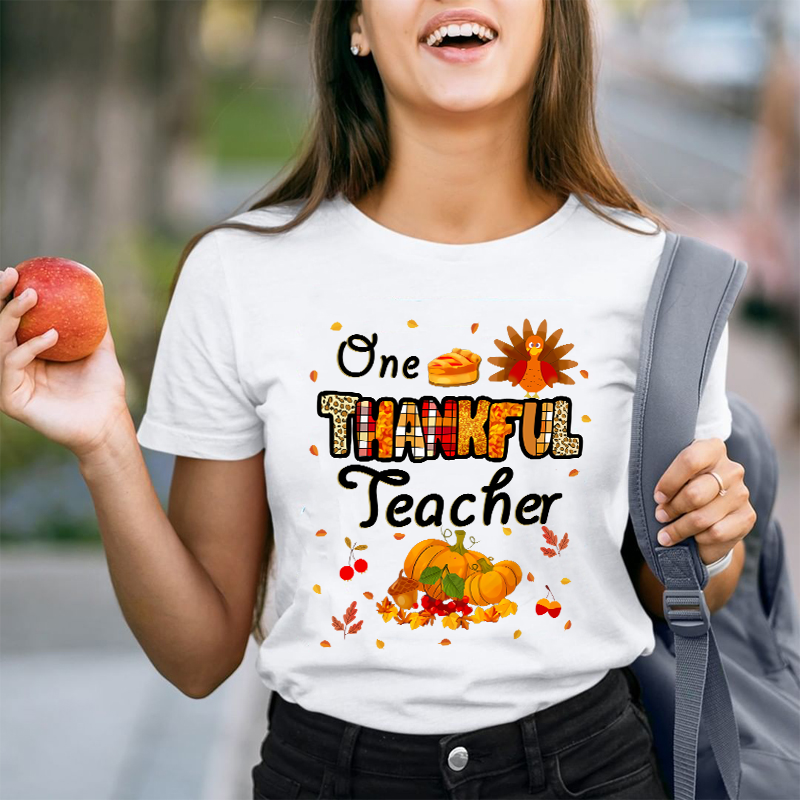 One Thankful Teacher Apple Pie Teacher T-Shirt