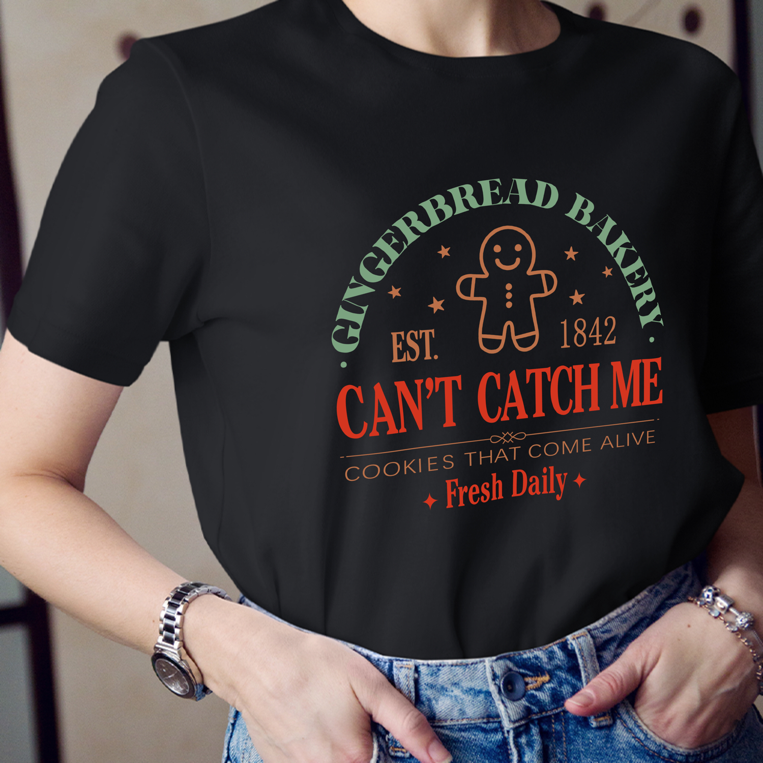 Gingerbread Bakery Can't Catch Me Cookies That Come Alive Teacher T-Shirt