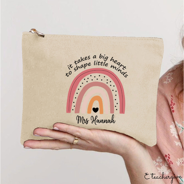 Personalized It Takes A Big Heart To Shape Little Minds Teacher Makeup Bag