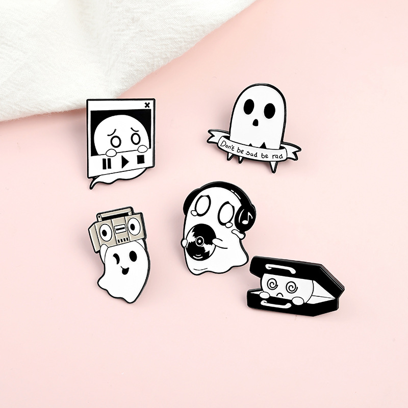Music Ghost Series Pin Set