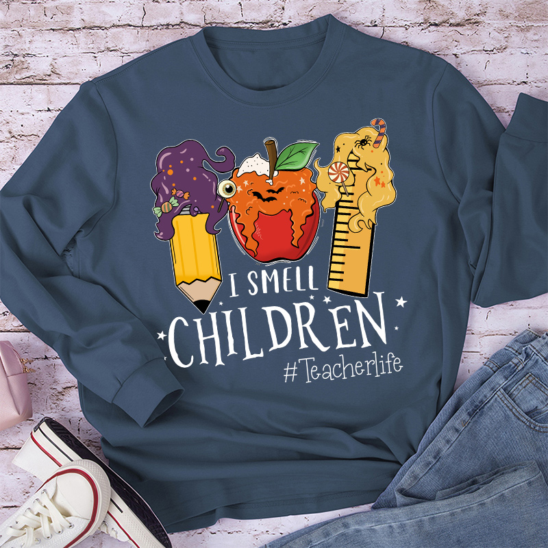 I Smell Children Long Sleeve T-Shirt