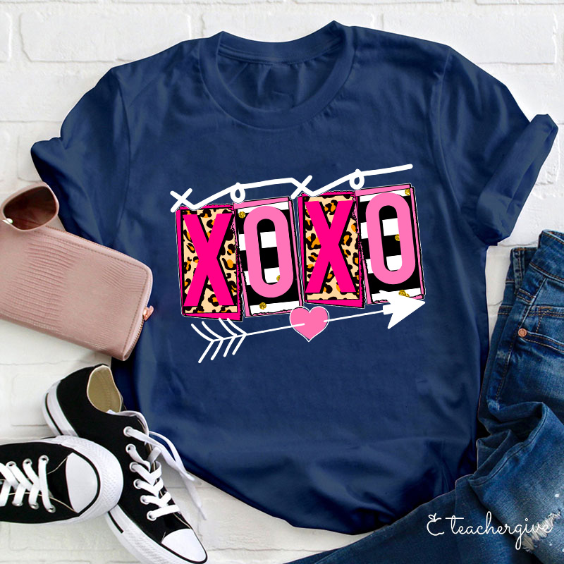 Xoxo Heart And Arrow Teacher T-Shirt