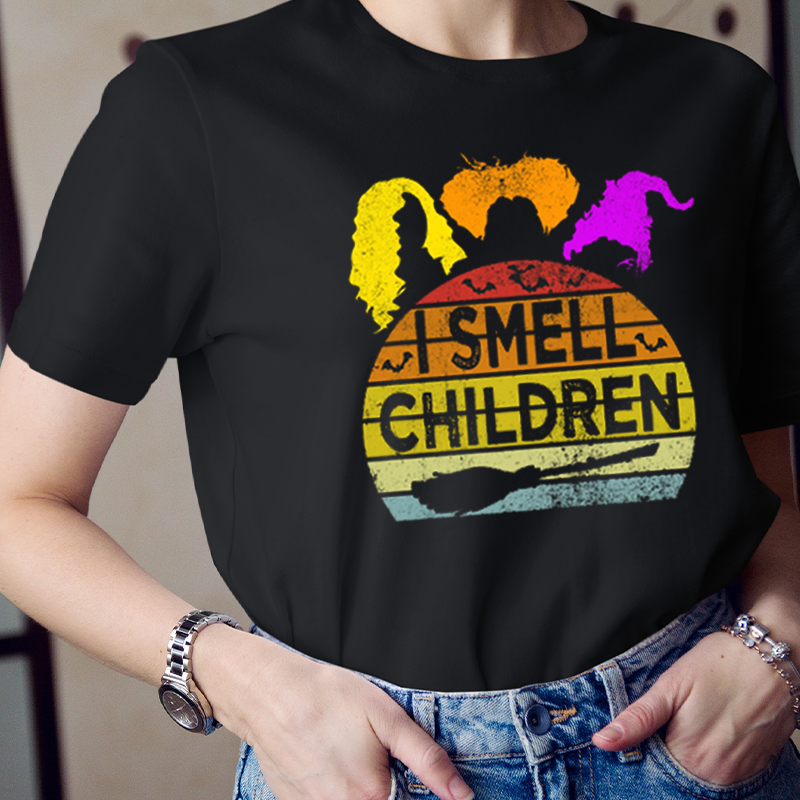 Retro Style I Smell Children Witch T-Shirt