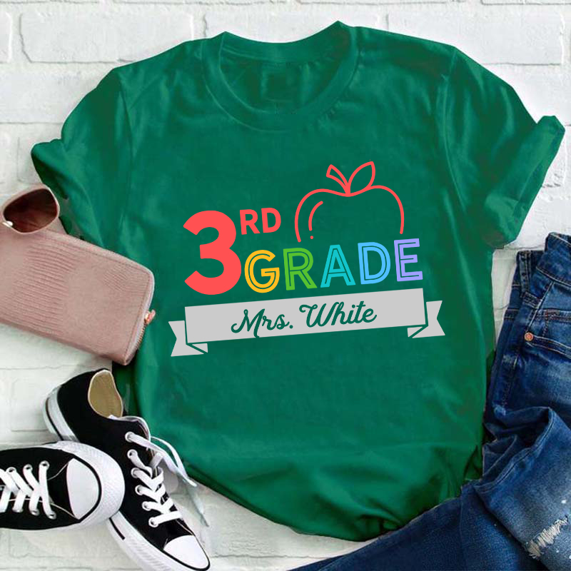 Personalized Name And Grade Apple Contracted Design Teacher T-Shirt