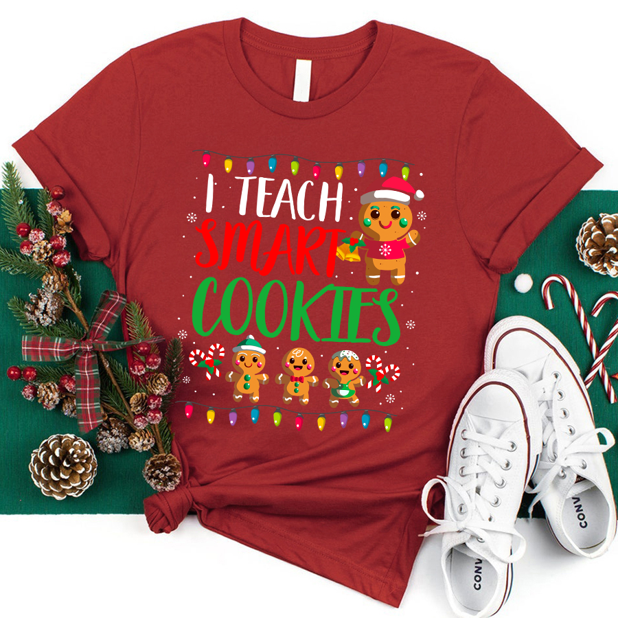 I Teach The Smart Cookies Gingerbread Man Teacher T-Shirt