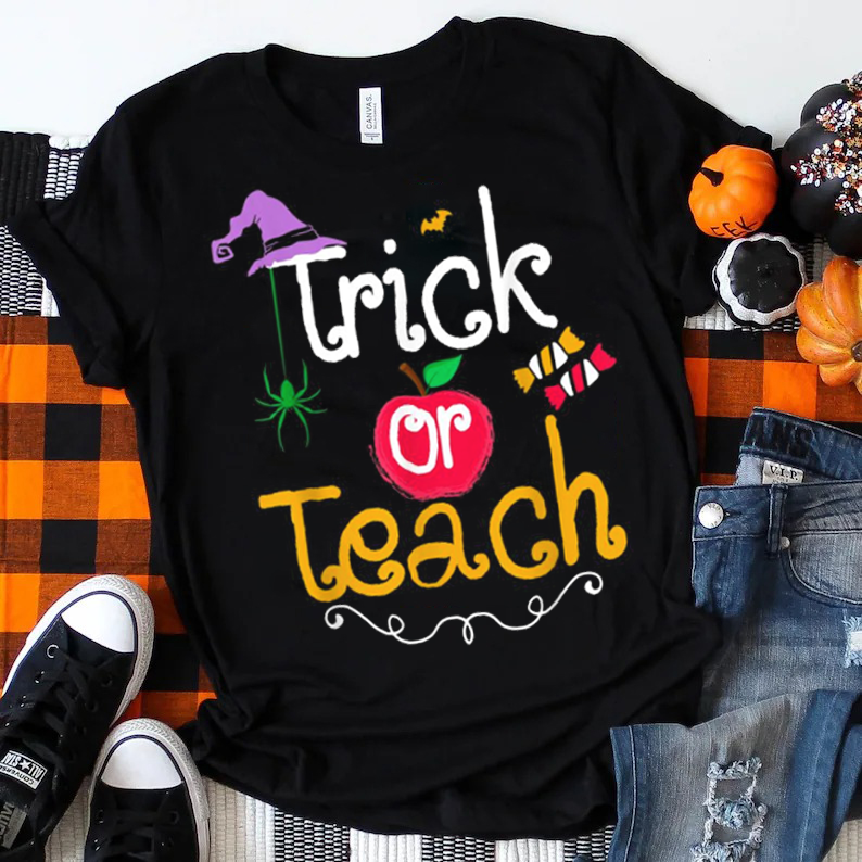 Trick Or Teach Apple And Candy  T-Shirt