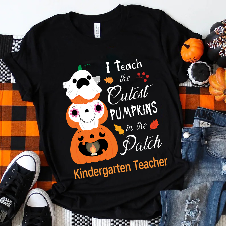 Personalized I Teach The Cutest Pumpkins In The Patch Pumpkin Lamp T-Shirt