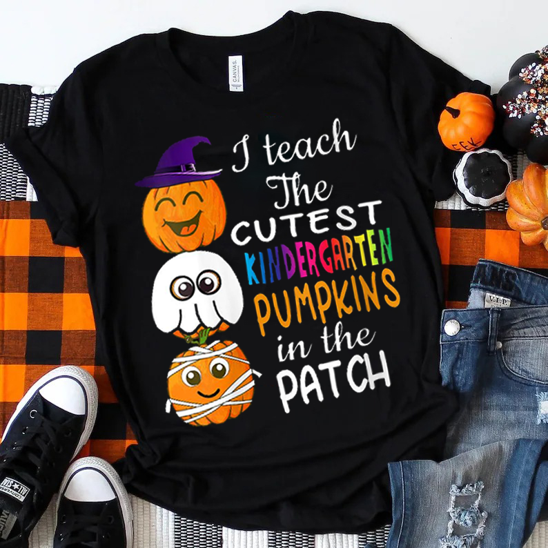 Personalized I Teach The Cutest Pumpkins In The Patch Witch Hat Teacher T-Shirt