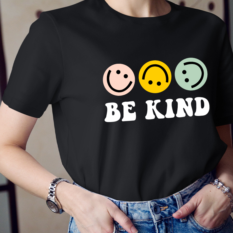 Be Kind Smiling Face Teacher T-Shirt