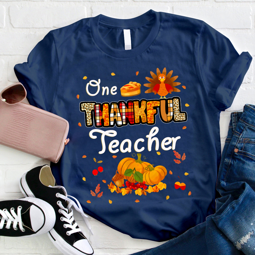 One Thankful Teacher Apple Pie Teacher T-Shirt