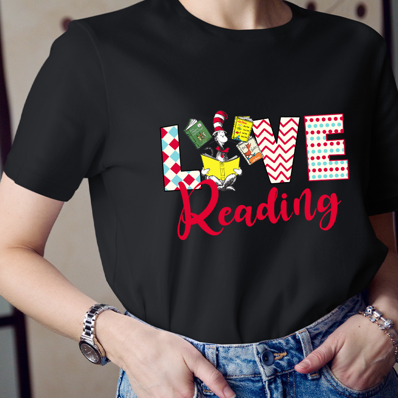 Love Reading Cat Reading Books T-Shirt