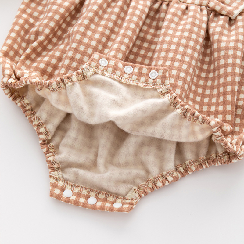 Cute baby tiangle Ha clothes baby crawling suit