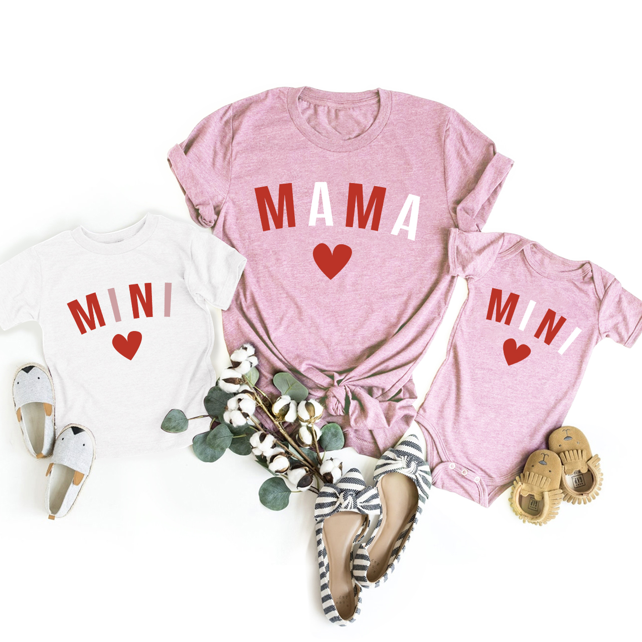 MAMA & MINI With Red Heart Matching Tees For Mother's Day