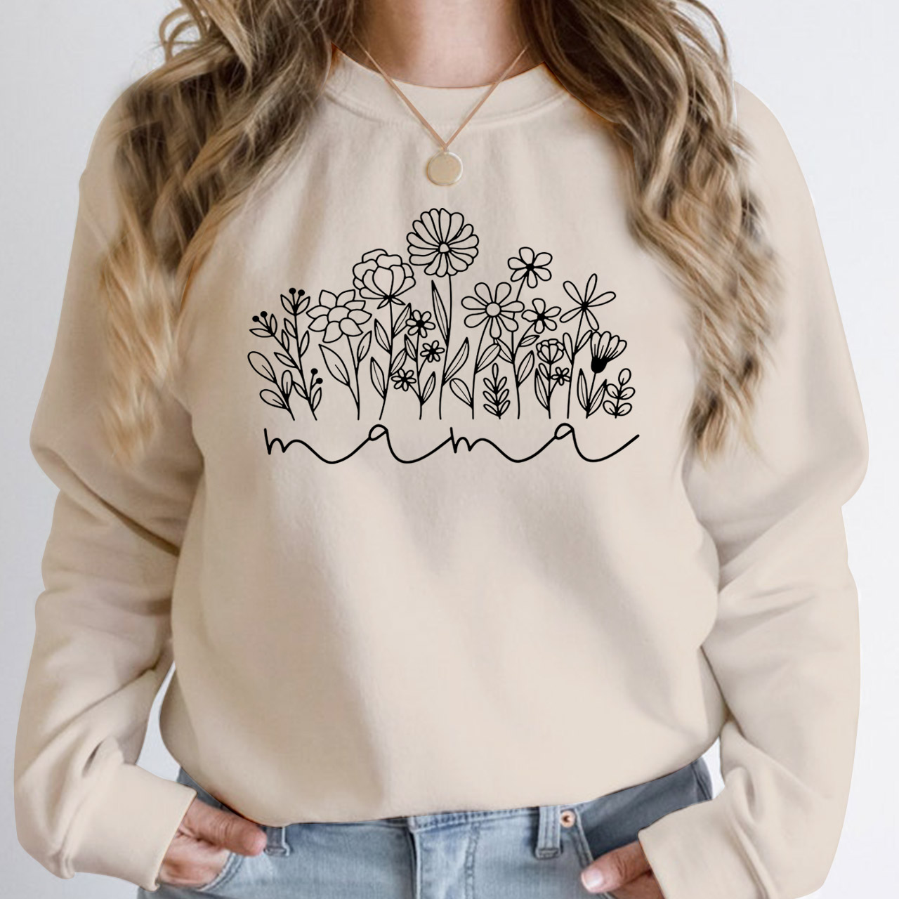 Mama Sweatshirt With Cute Wildflowers
